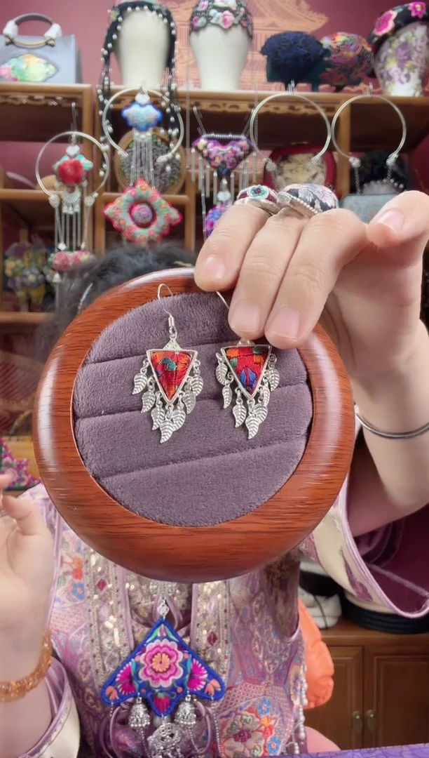 刺绣耳环55甜甜家