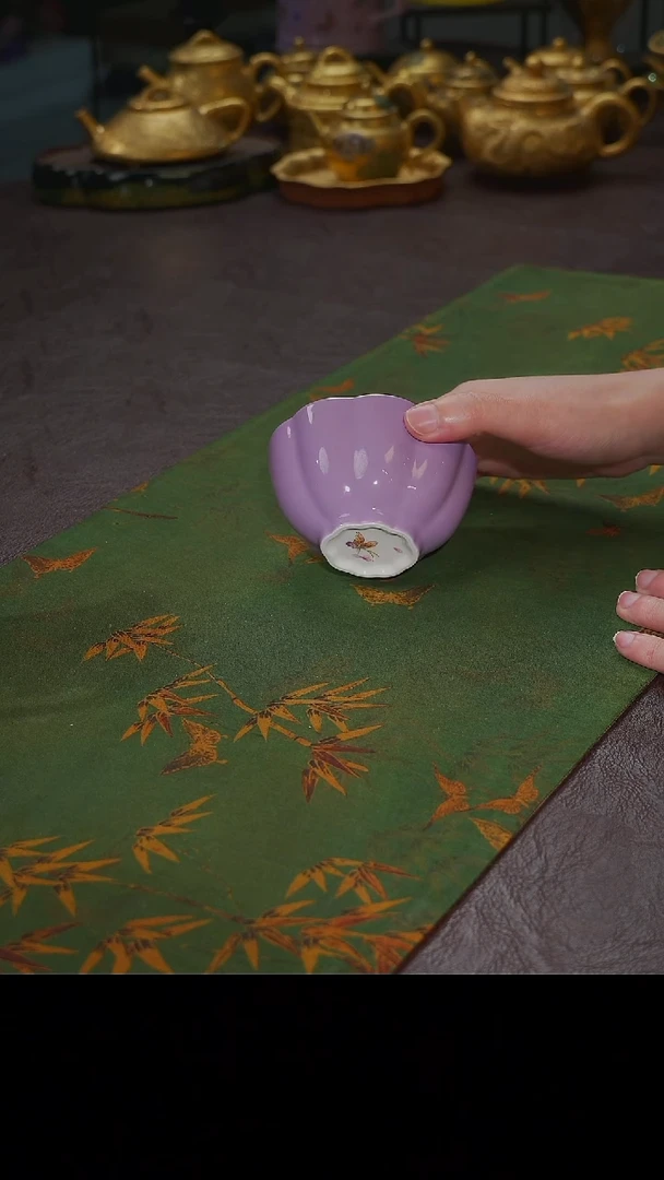 杯【宜景窑烟幕紫系列】蝶舞贝壳杯