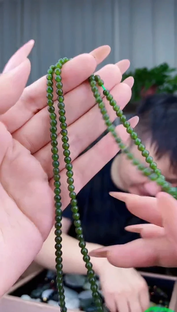 未镶嵌和田玉挂件拍一发一，多样性发货！