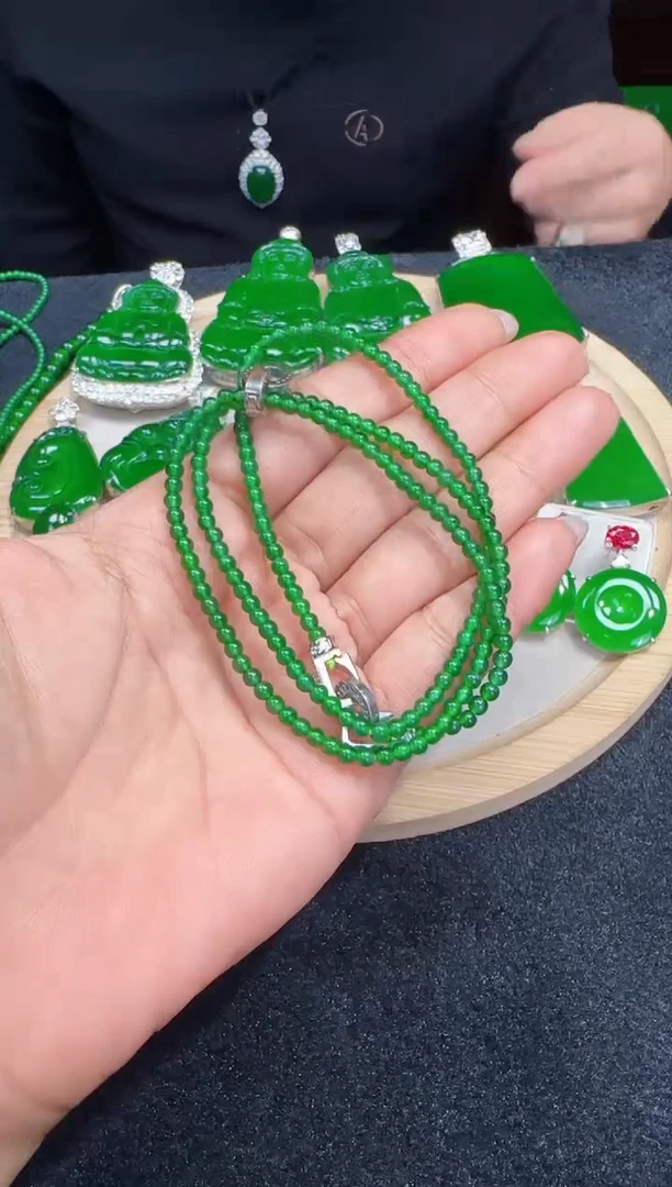 未镶嵌定制翡翠翡翠珠链19