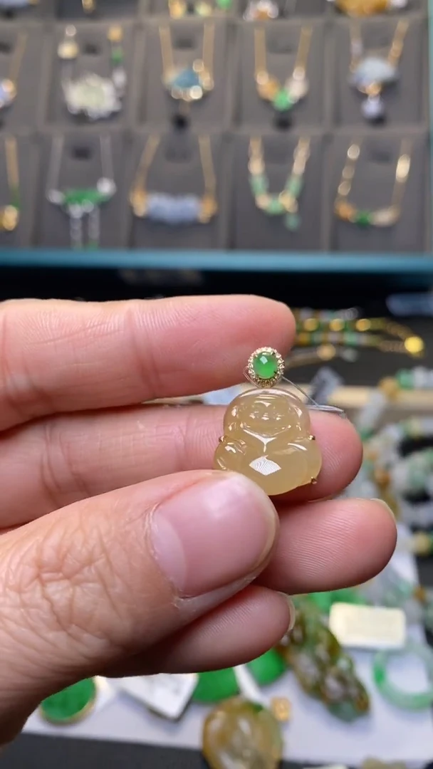 颈饰18K金镶嵌翡翠39998