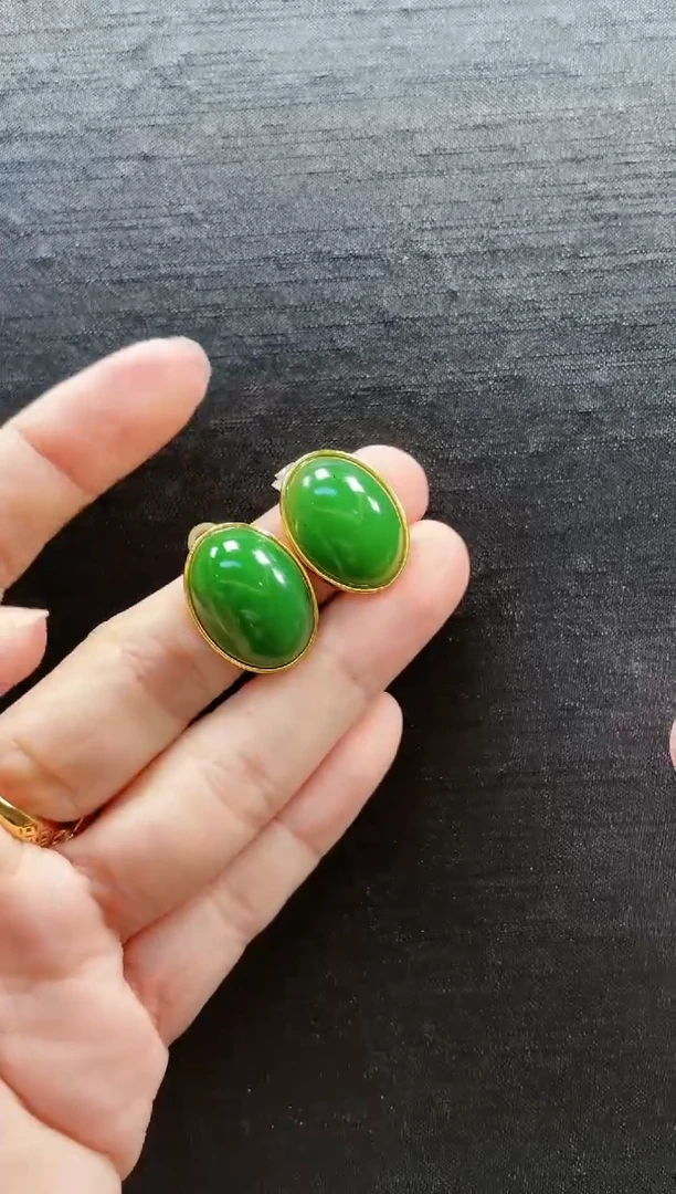 【闪购商品】和田玉耳钉银S925镶嵌多样性发一