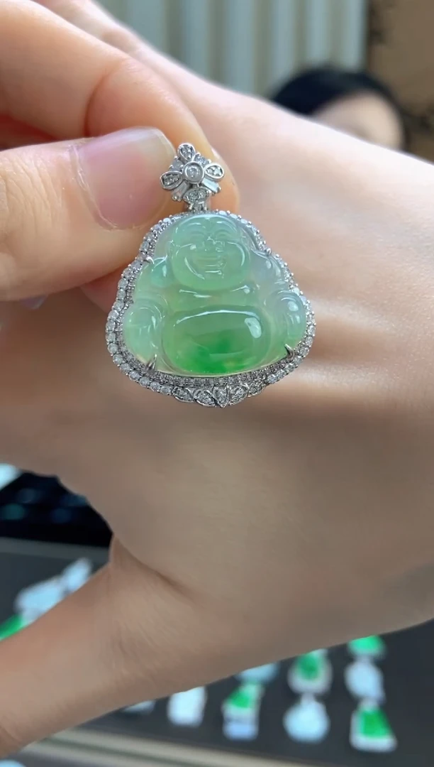 翡翠18K金镶嵌吊坠(不含链)翡翠包镶佛公