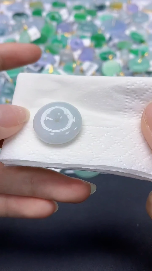 翡翠未镶嵌颈饰天然缅甸a货翡翠