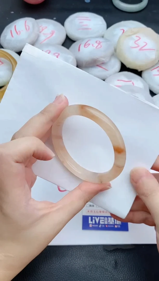 石英质玉手镯未镶嵌170+55/56