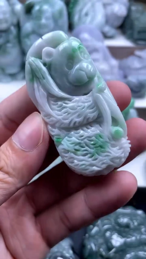 吊坠(不含链)未镶嵌翡翠1