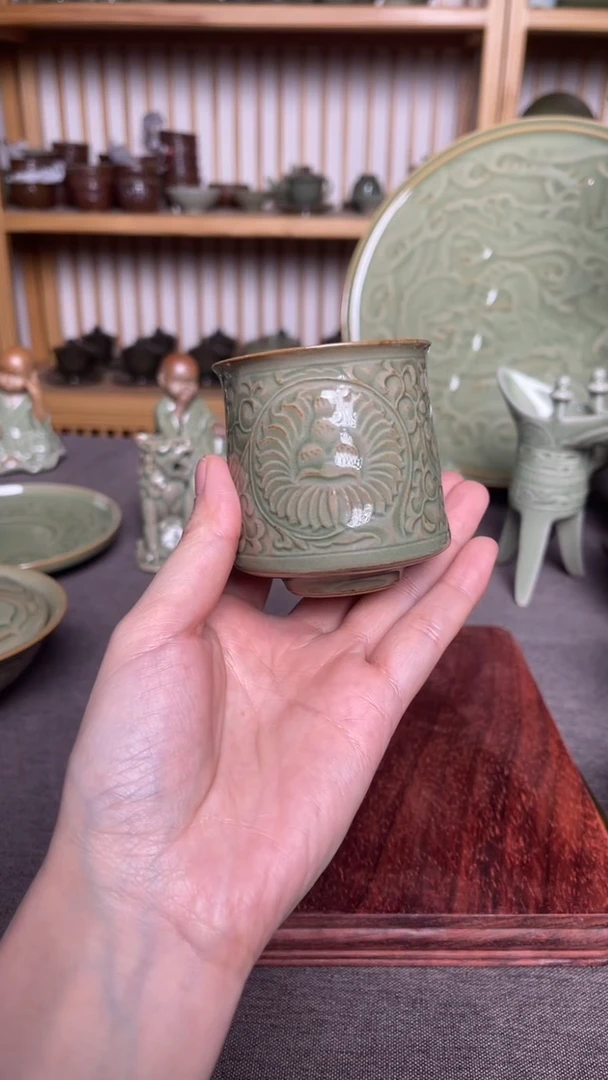 摆件耀州窑菊纹闻香杯