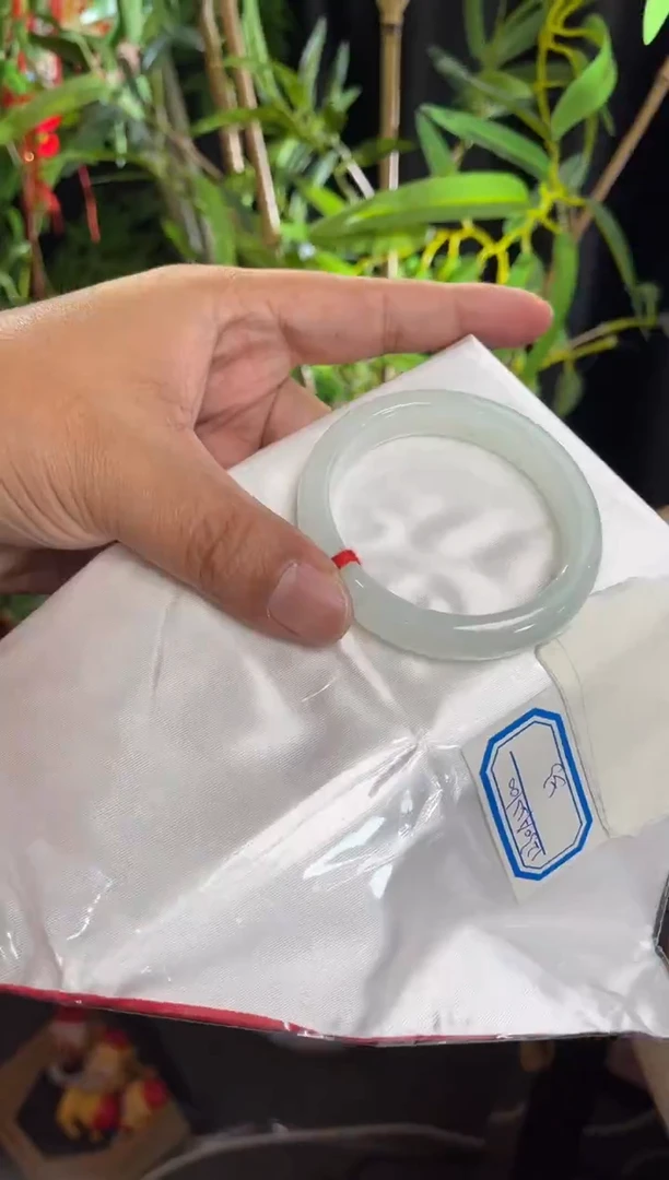 未镶嵌手镯（贵妃镯）翡翠4 53贵