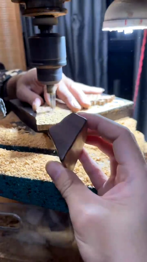 檀香木其他四剖料原材料