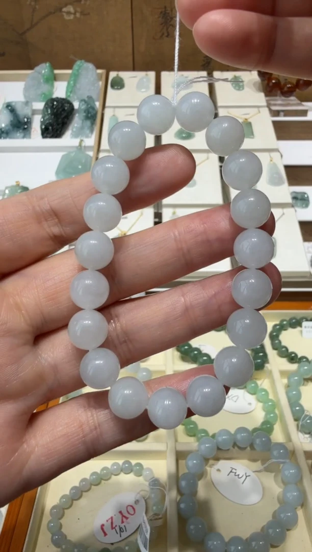 未镶嵌挂件翡翠A****阳A货翡翠多样性孤品