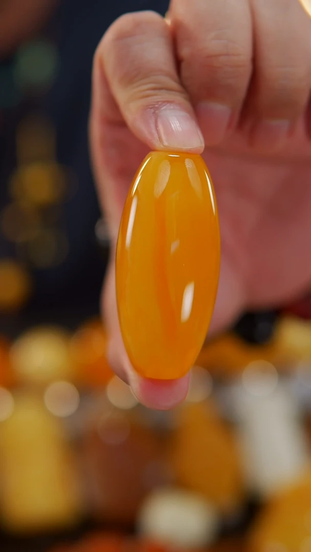 【闪购商品】蜜蜡裸石未镶嵌焦皮橘底妖花桶珠29.62