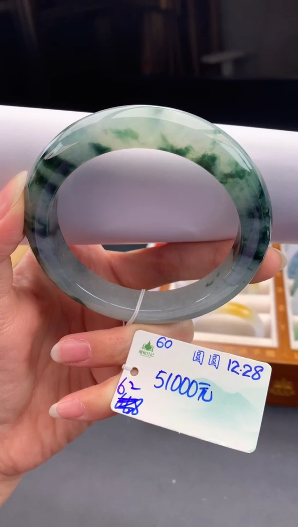 未镶嵌手镯翡翠翡翠自带#送人#，假一赔三