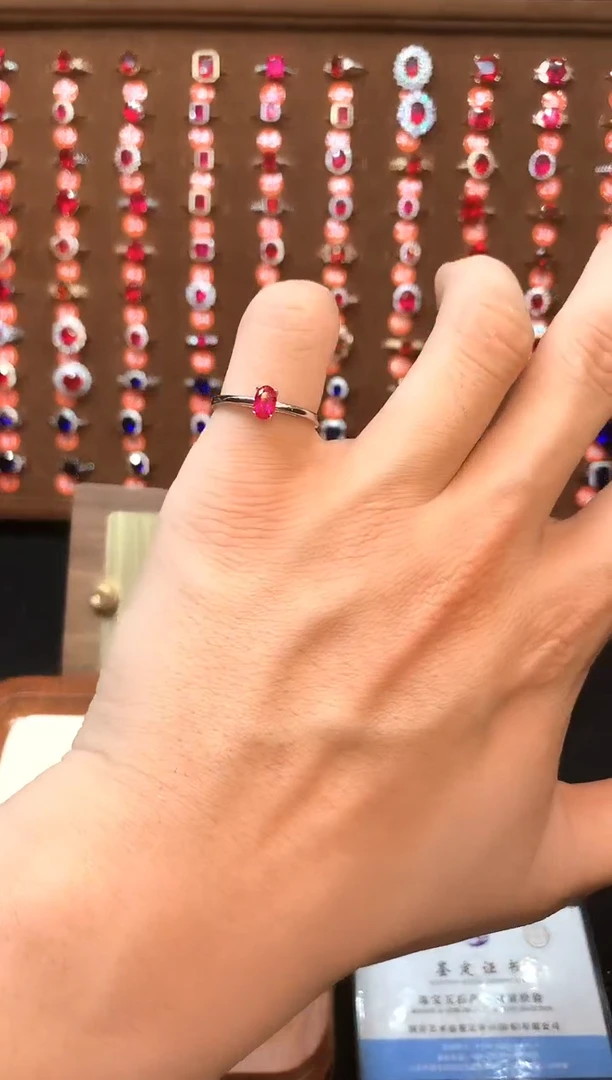 红宝石戒指银S925镶嵌......