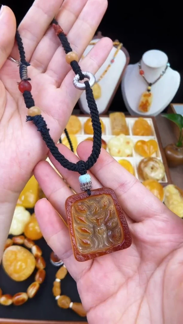 琥珀未镶嵌珠宝奇石柒月