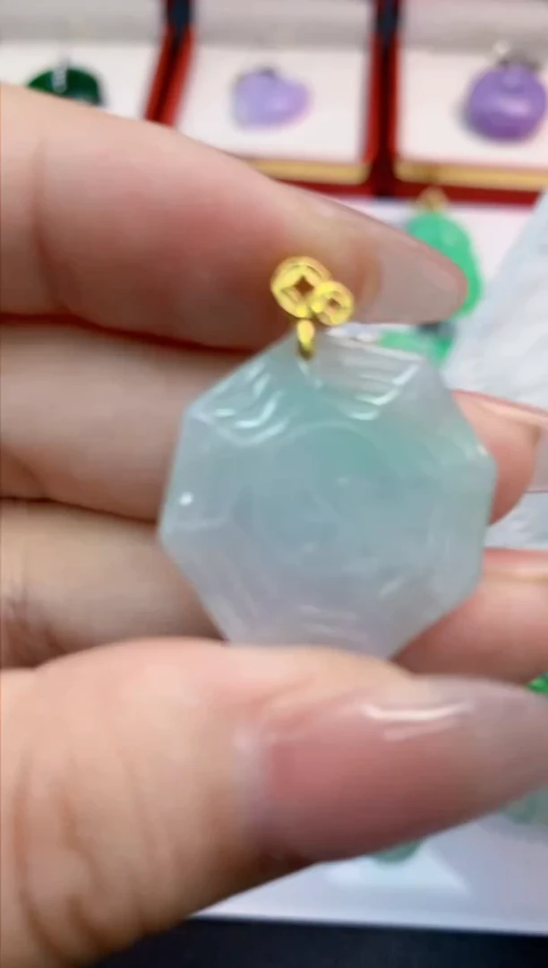 翡翠未镶嵌吊坠(不含链)1