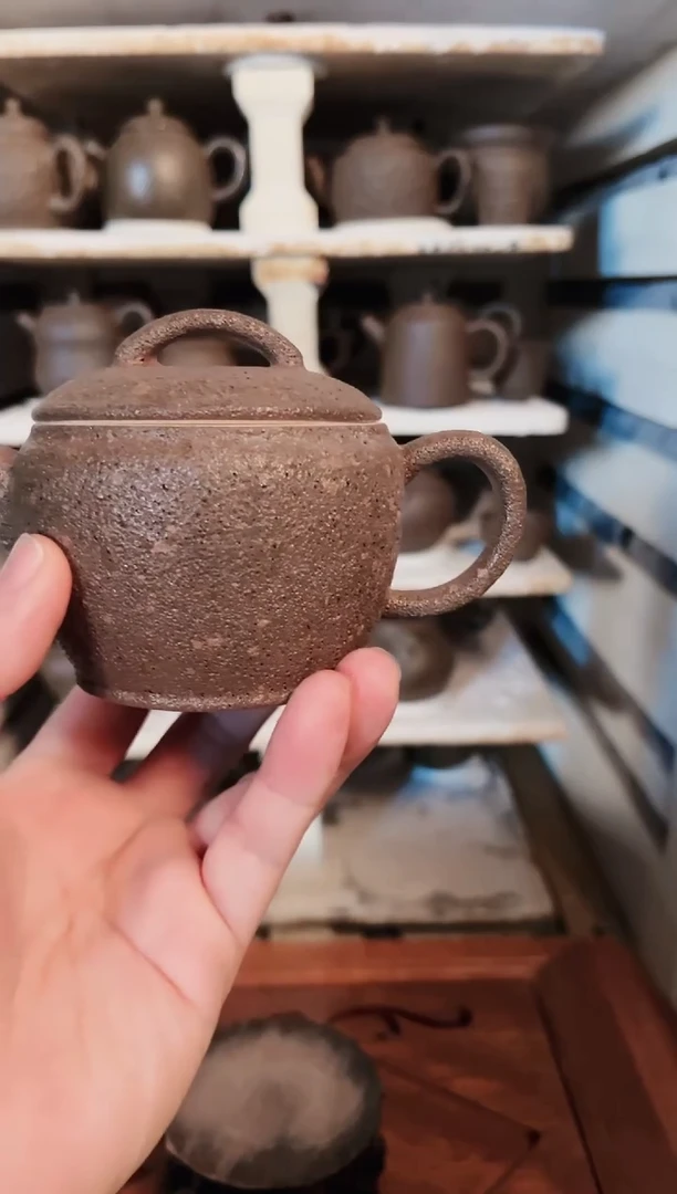 【闪购商品】冰碛岩陶制手工壶 微瑕230CC福利