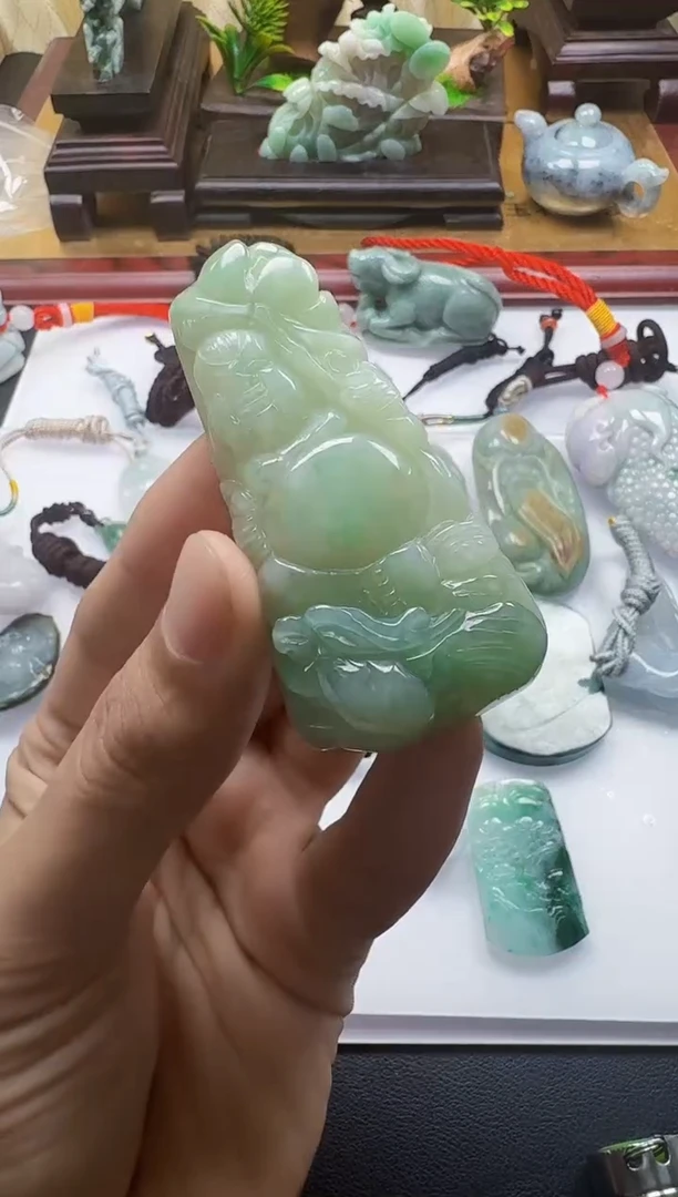 吊坠(不含链)未镶嵌翡翠1