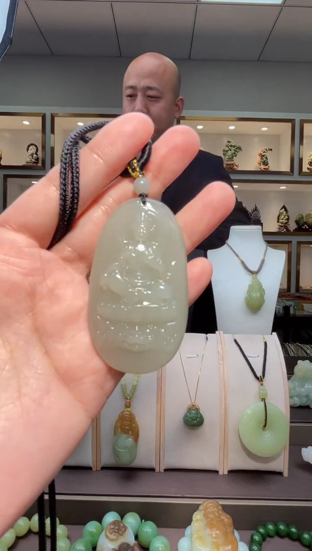 颈饰未镶嵌和田玉苏