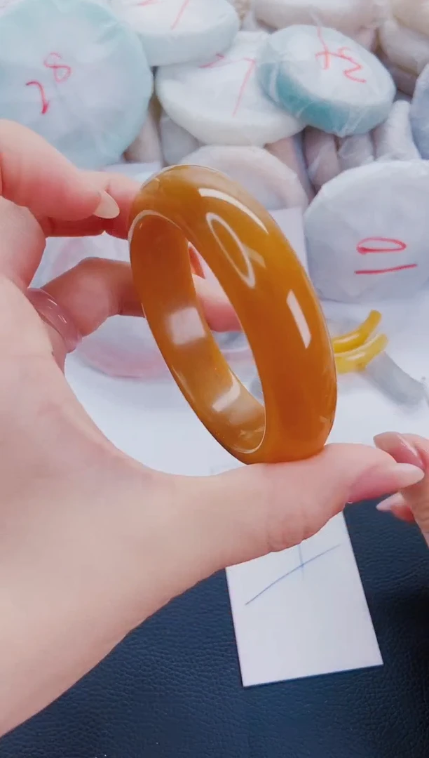 石英质玉手镯未镶嵌M15-58-59