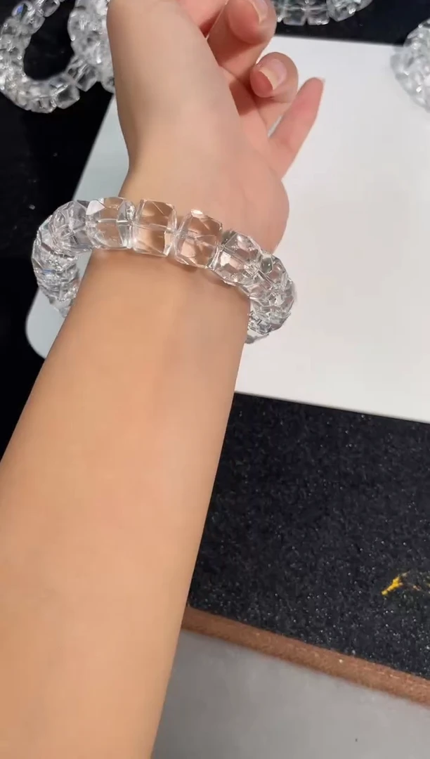 水晶手链未镶嵌10号利姆利亚白水晶车轮切面单圈