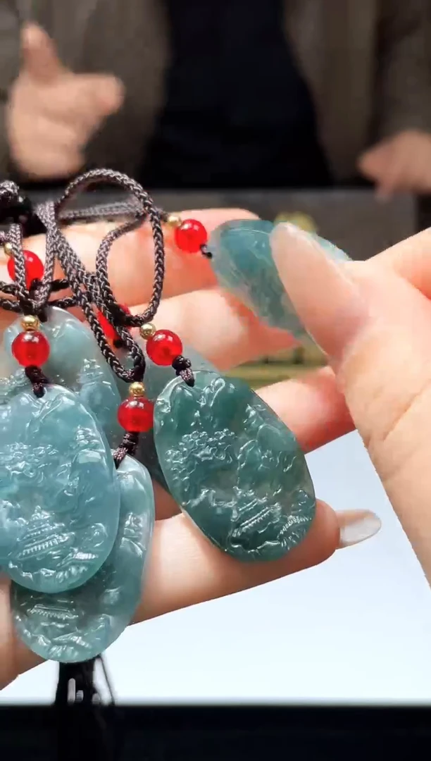 颈饰未镶嵌翡翠多阳性发其一