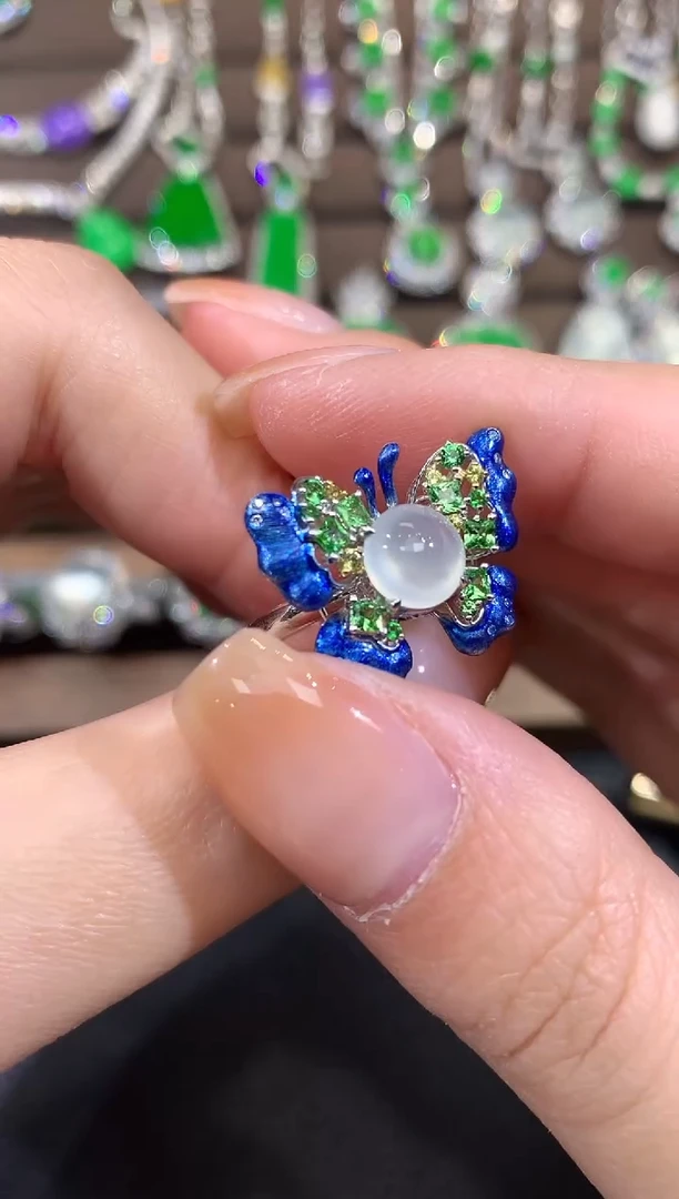 18K金镶嵌戒指翡翠A65