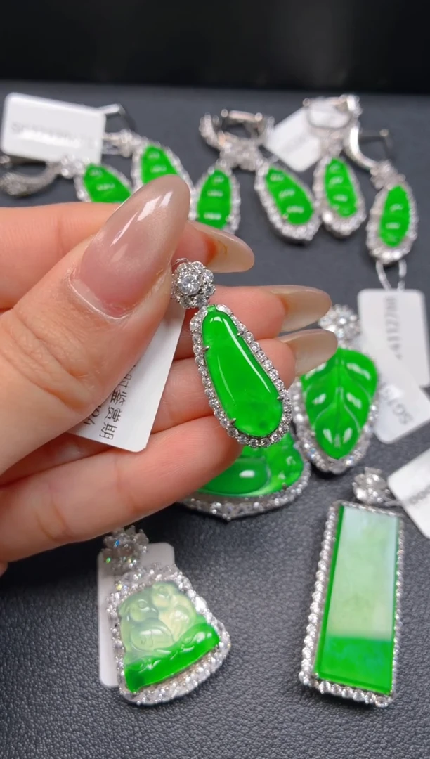 吊坠(不含链)银S925镶嵌翡翠1