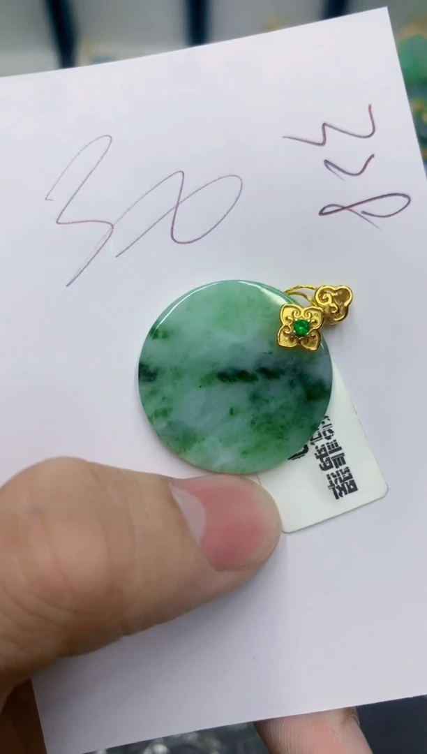 翡翠未镶嵌颈饰111111