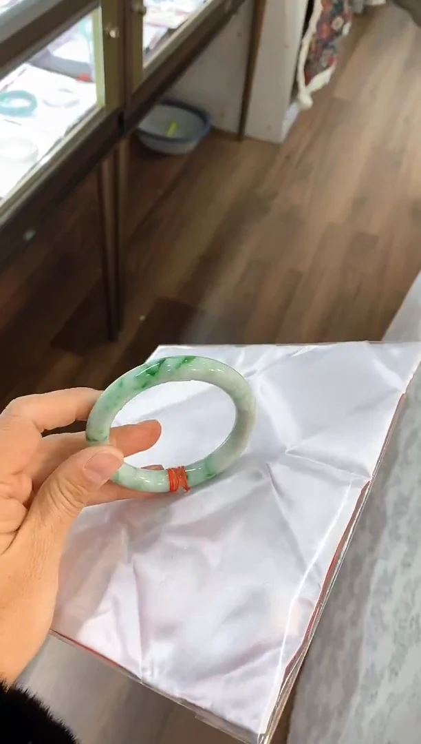 未镶嵌手镯翡翠翡翠手镯5