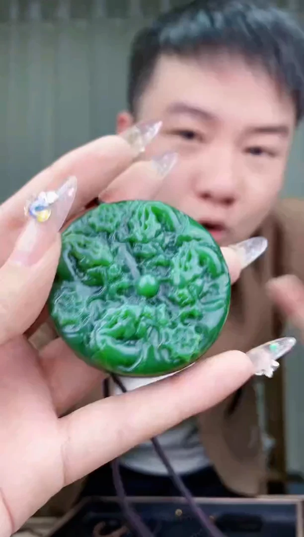 【闪购商品】和田玉挂件未镶嵌拍一发一，多样性发货！