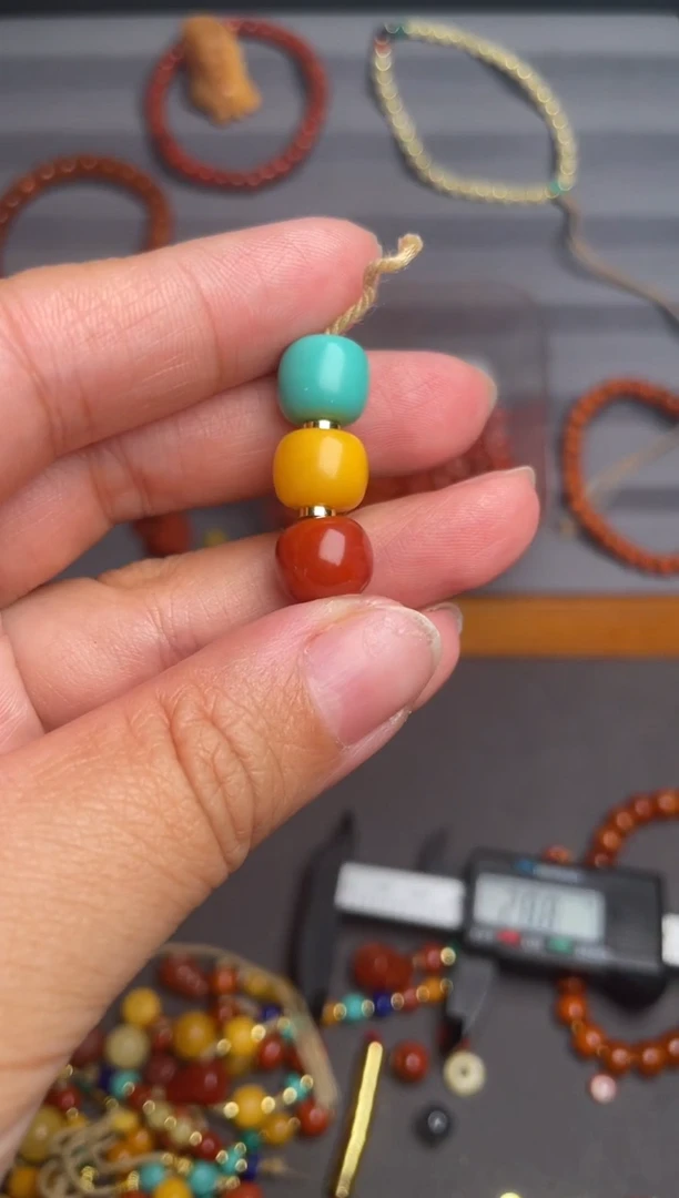 石英质玉多样性发货未镶嵌10红绿灯