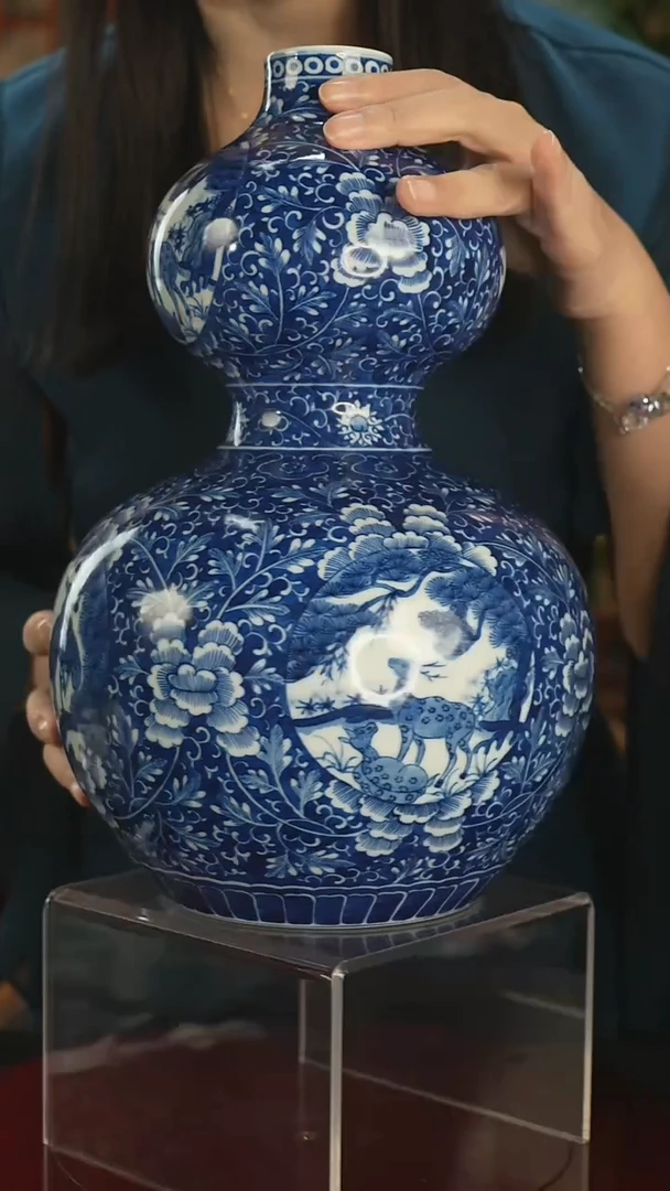 其他左青花福禄寿瓶一只
