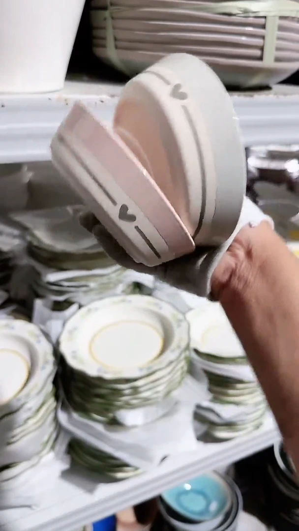 瓷片2个味碟 微瑕凑满20元包邮