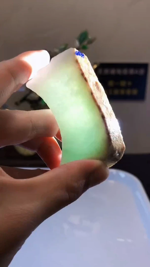 翡翠未镶嵌颈饰天然A货翡翠