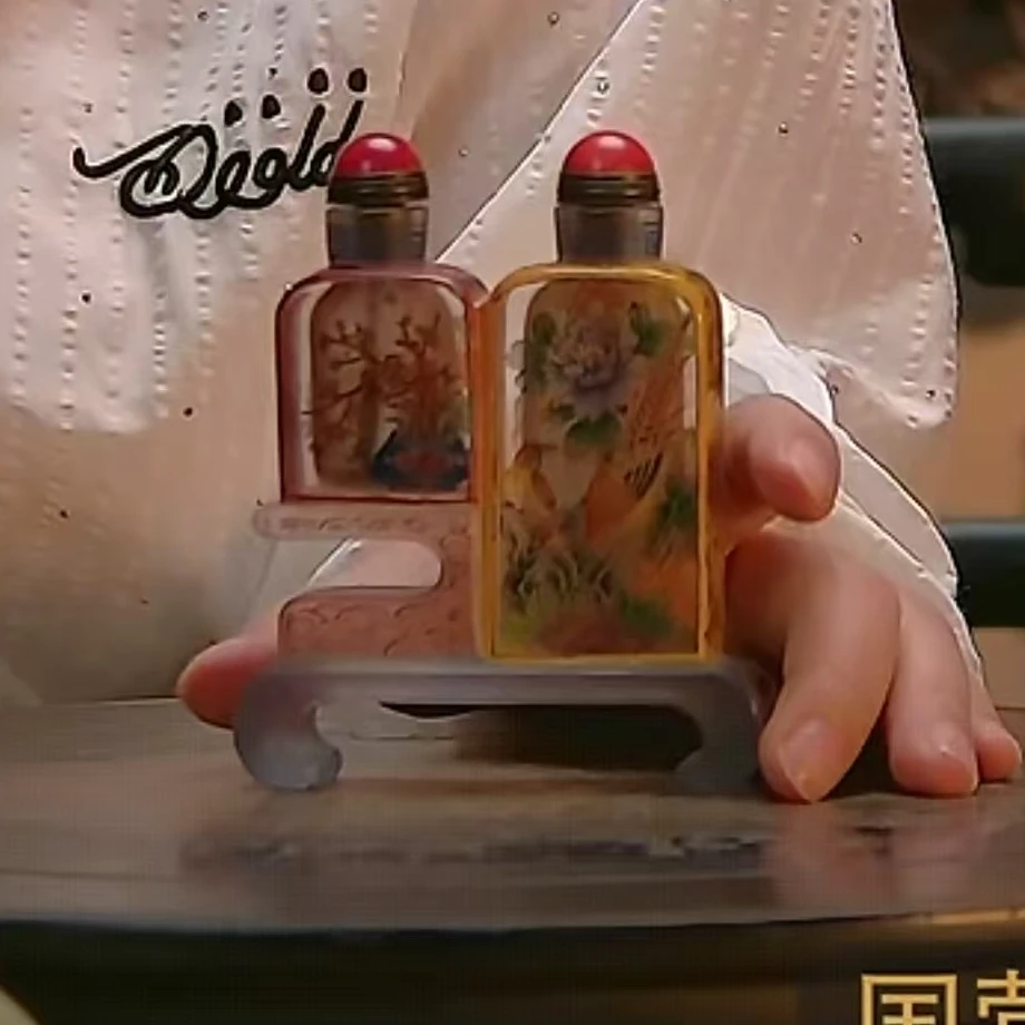 （华夏文物商店）琉璃鼻烟壶