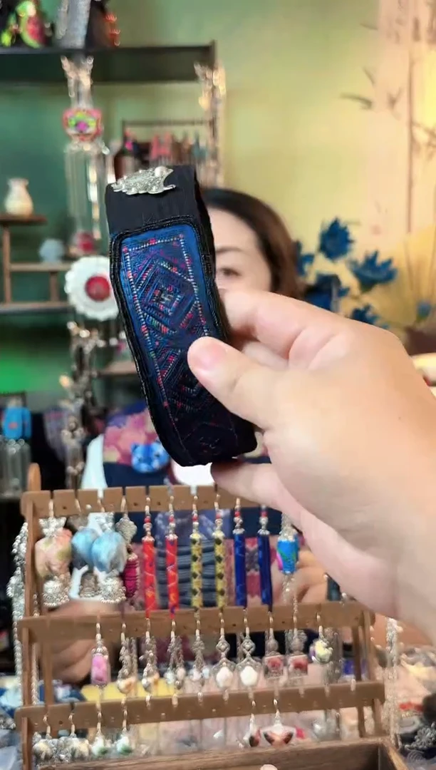织绣彩云南阁非遗老绣631