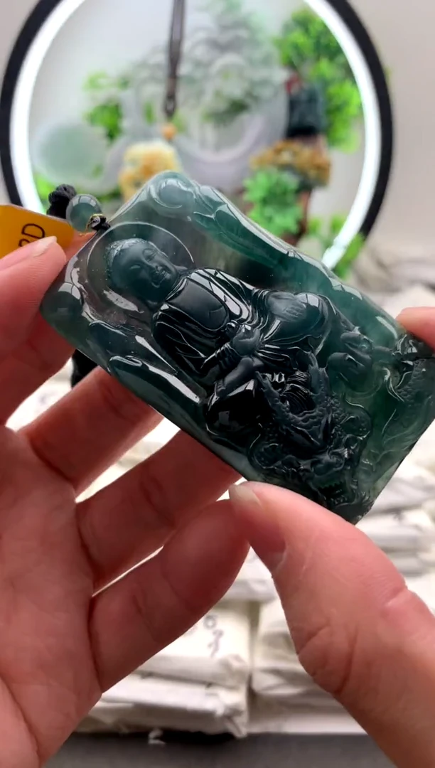 【闪购商品】翡翠颈饰未镶嵌阿弥陀佛