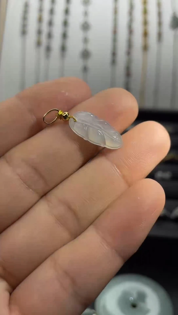 颈饰未镶嵌翡翠纯天然A货翡翠5