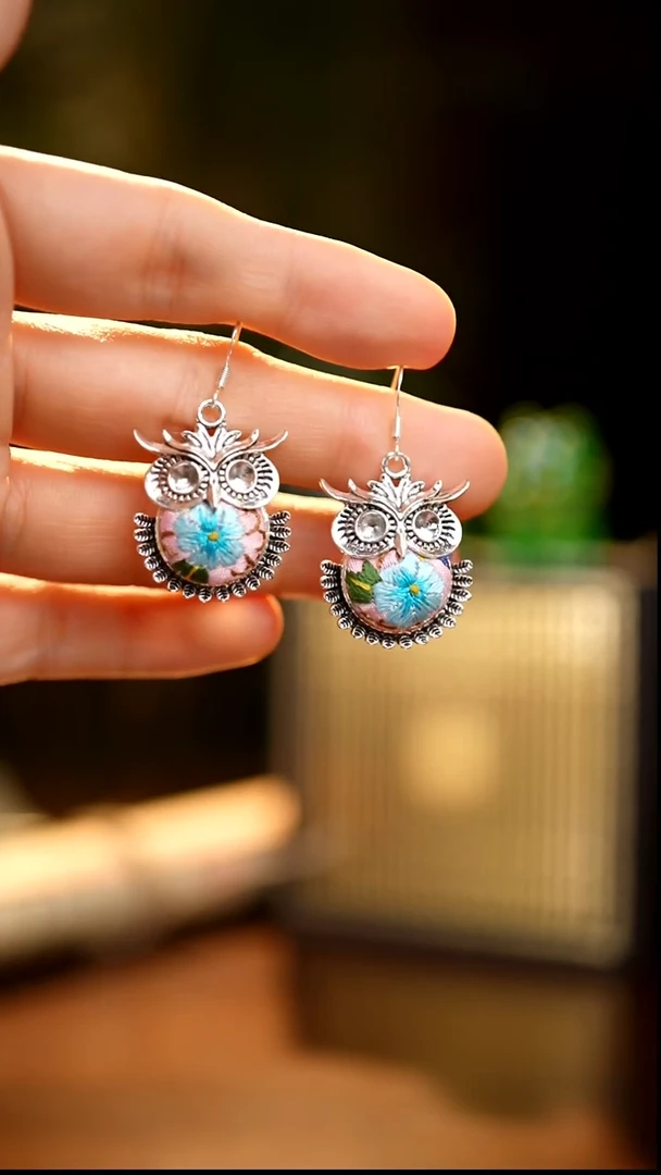 刺绣私人定制苗族手工Q326