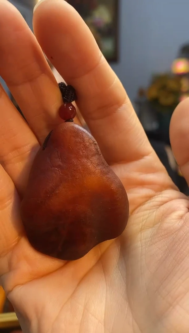 琥珀颈饰未镶嵌吊坠