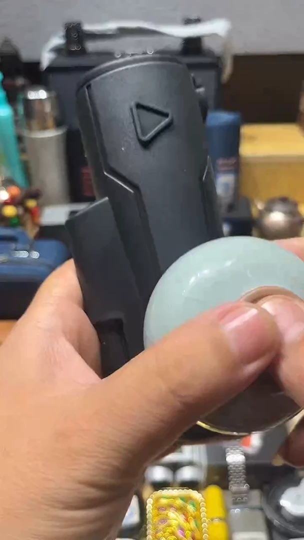 瓷片闪购商品 如图所示