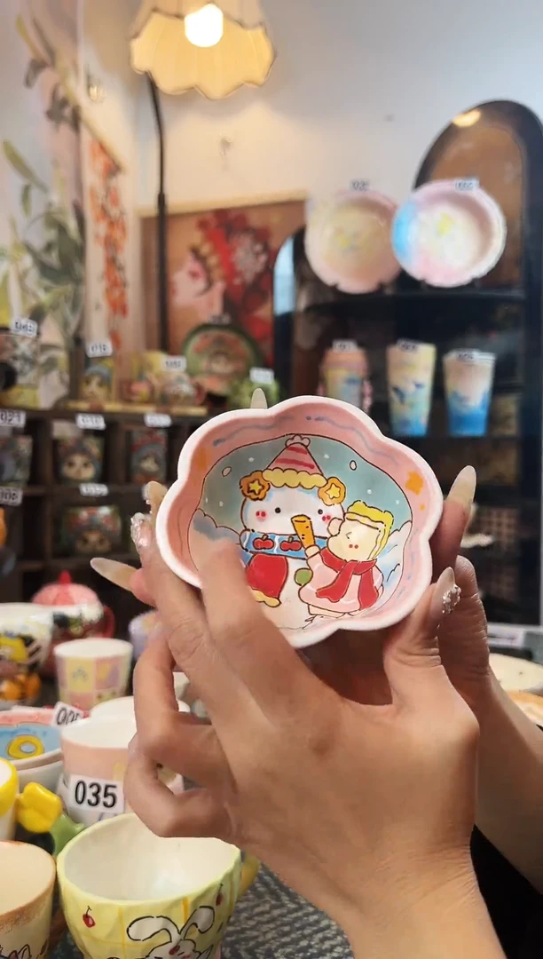 景德镇设计款手绘杯杯