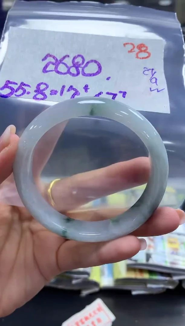 未镶嵌定制翡翠28毛货需精细抛光多样性发1件2680元