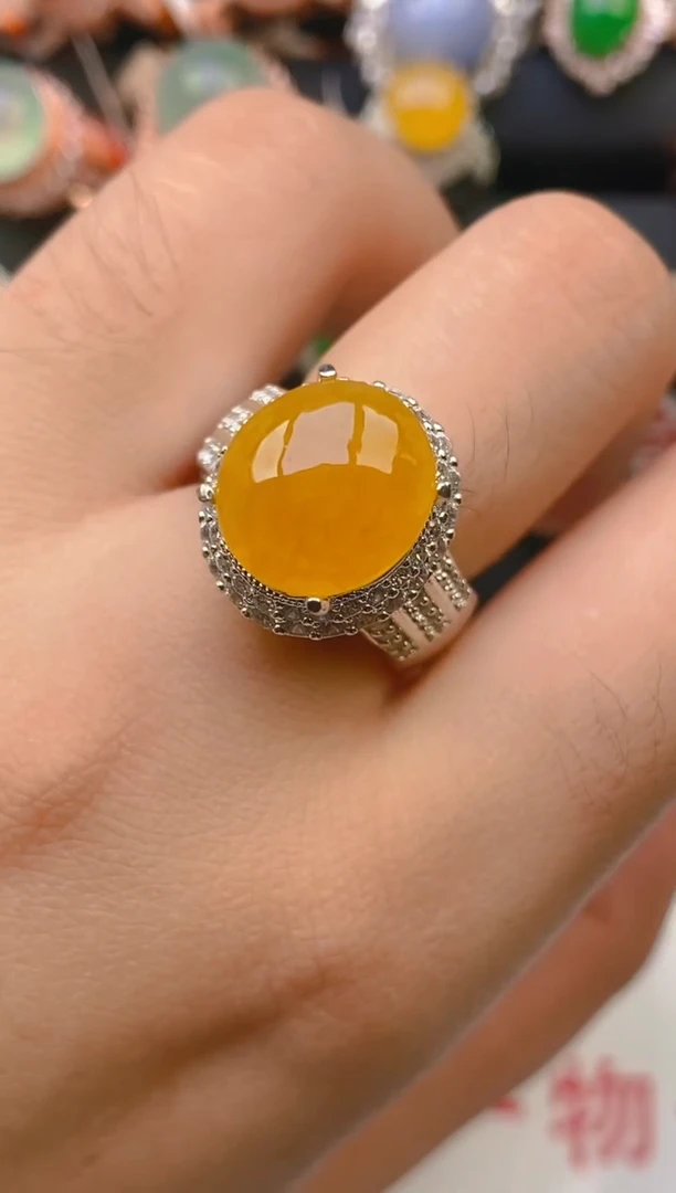 翡翠戒指未镶嵌天然