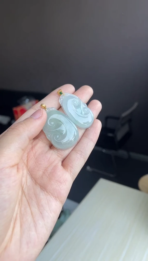 吊坠(不含链)18K金镶嵌翡翠天然缅甸A货翡翠多样性发其一