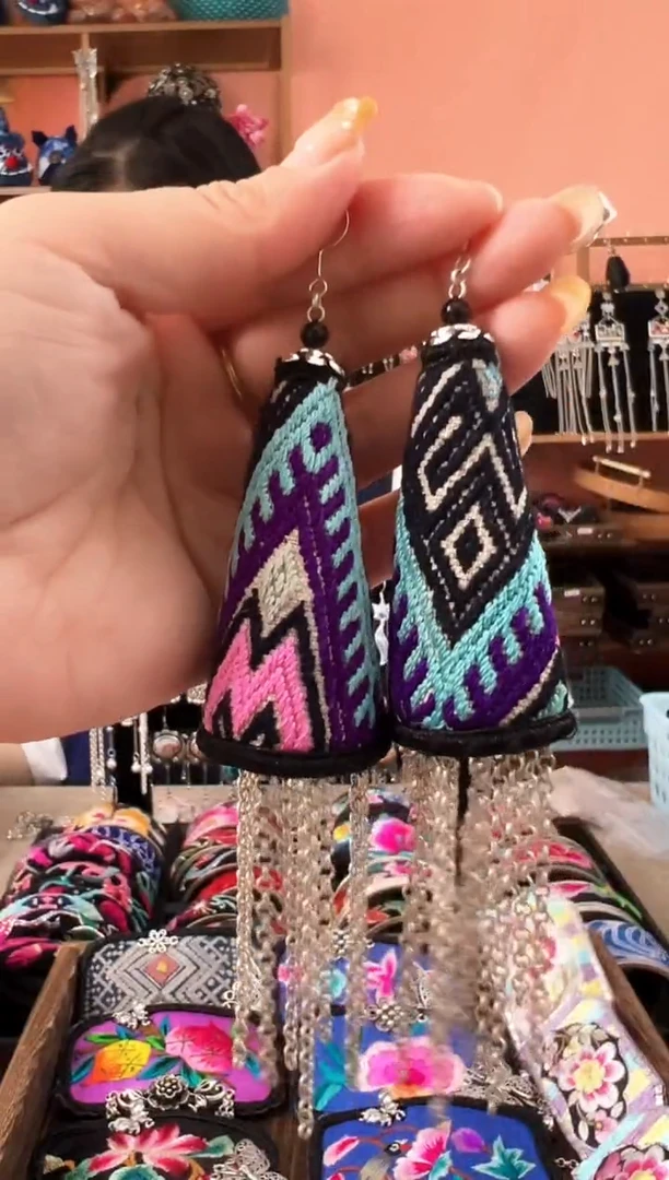 织绣妞*妞艺枝独绣老绣饰品107