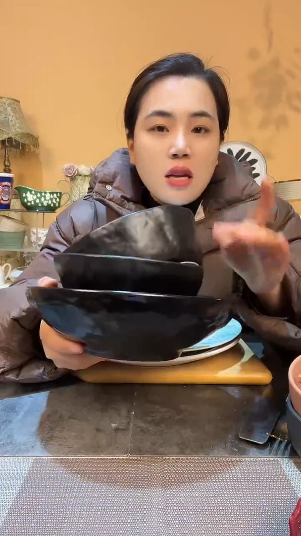 盘大小异形碗3件 微瑕介意勿拍