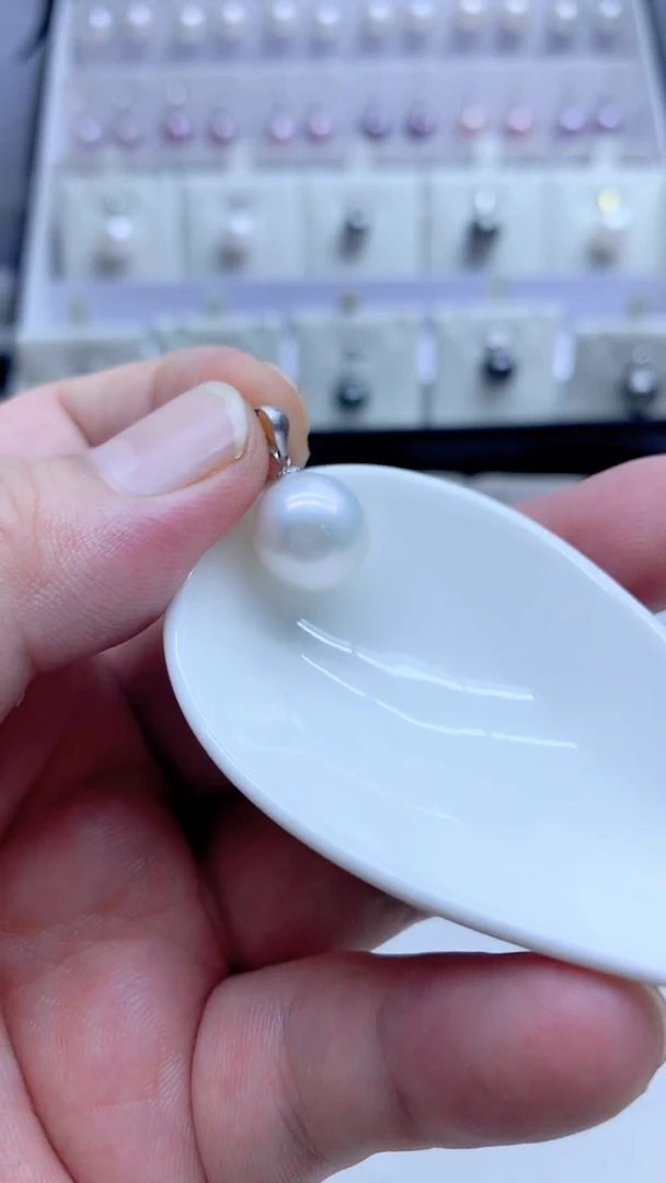 淡水珍珠银S925镶嵌吊坠(不含链)11.9