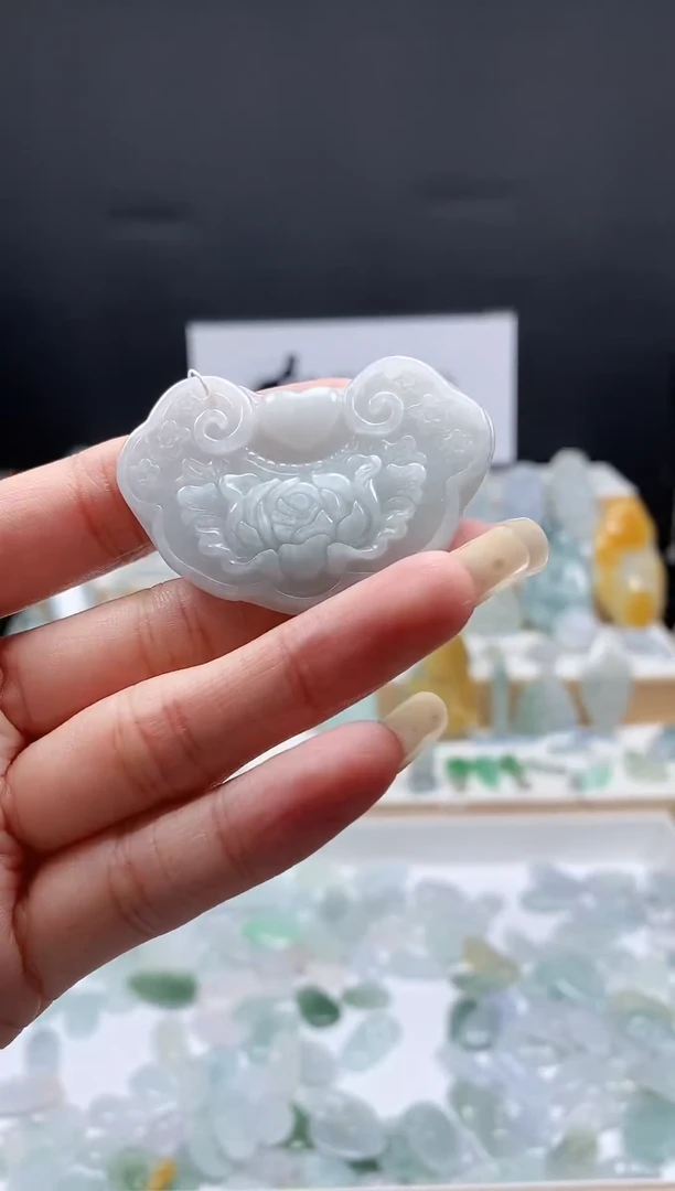 翡翠未镶嵌吊坠(不含链)04平安锁