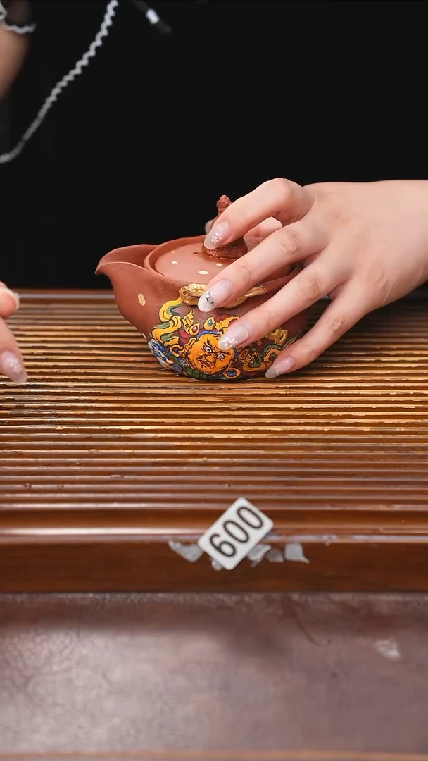 M****ん万古烧粗陶手工茶具